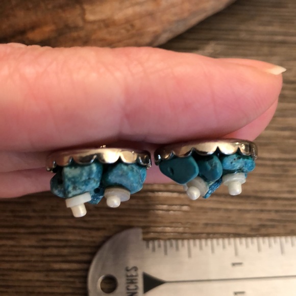 Chico’s Round Turquoise Cluster Earrings - Picture 9 of 9